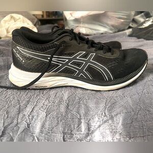 Asics Women’s Active Shoes Size 9